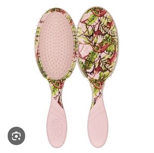 Wet Brush Pro Into The Wild Detangler Limited Edition